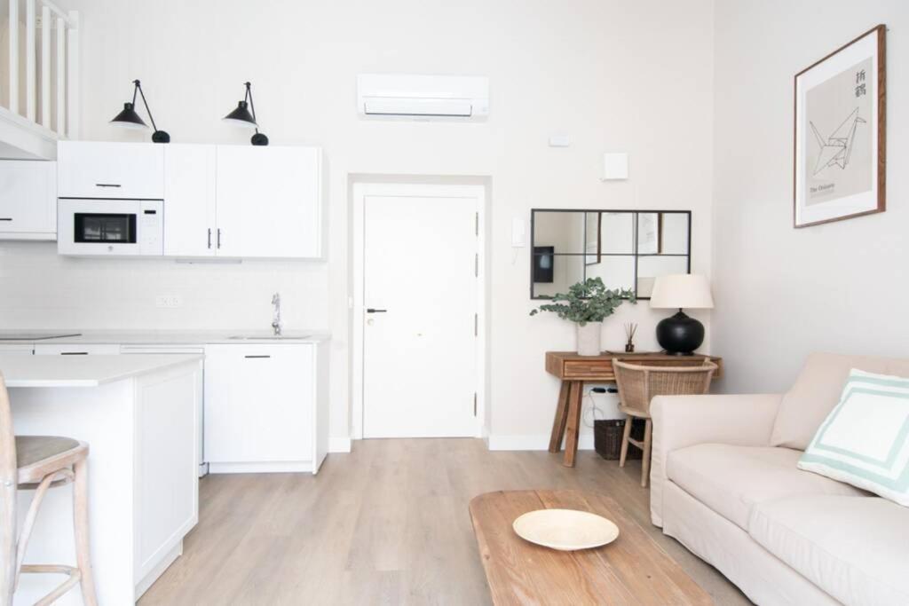 G12 Trendy And Comfy Bright Loft Meters From Bullring And Trianas Bridge, Galera Street Apartment Seville Ngoại thất bức ảnh