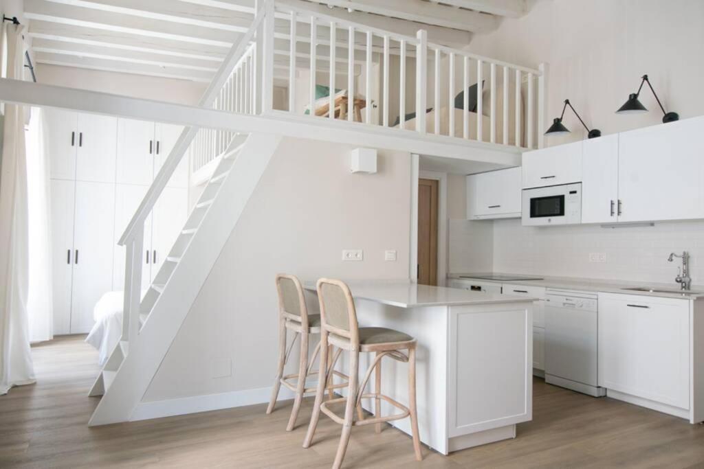 G12 Trendy And Comfy Bright Loft Meters From Bullring And Trianas Bridge, Galera Street Apartment Seville Ngoại thất bức ảnh